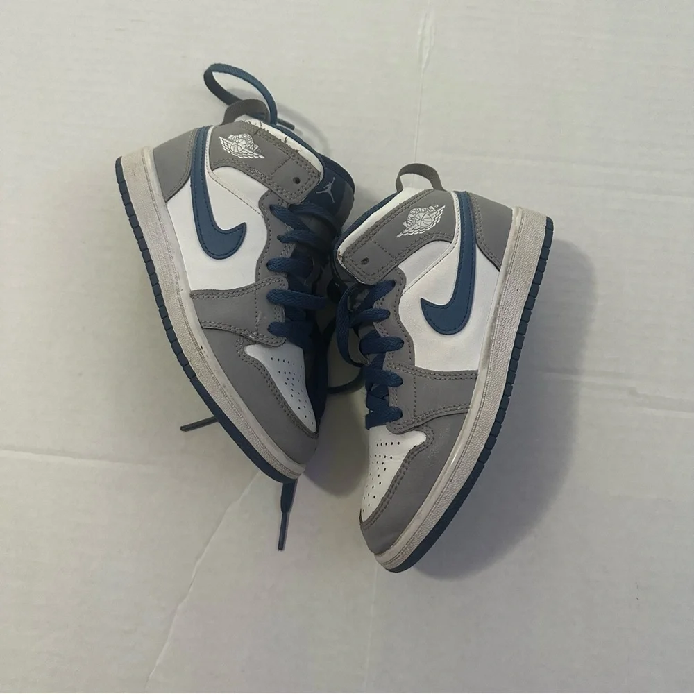 Air Jordan 1 Blue White Gray Toddler Size 13c Sneakers - Picture 1 of 7